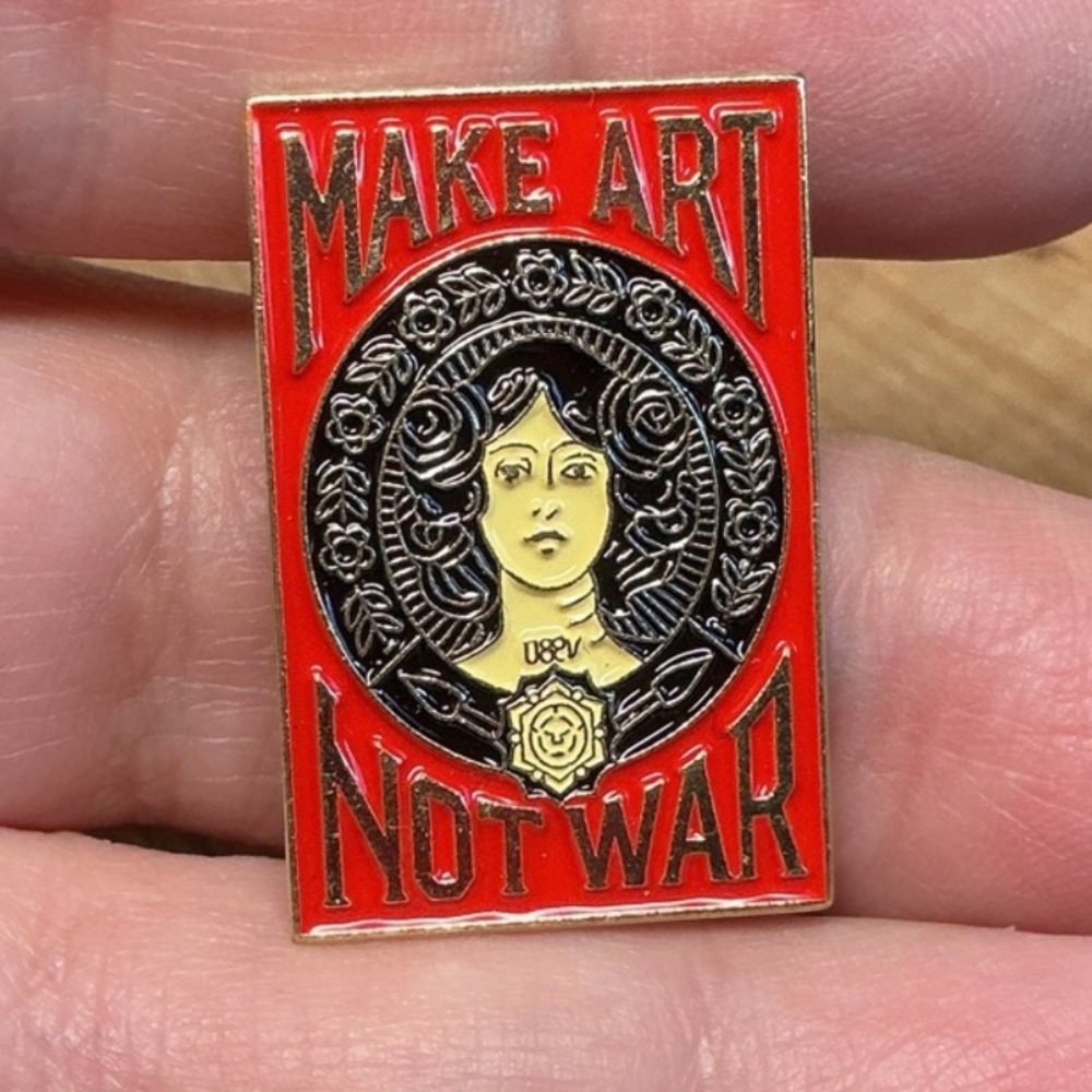 New Red and Goldtone ‘Make Art Not War' Tack Pin